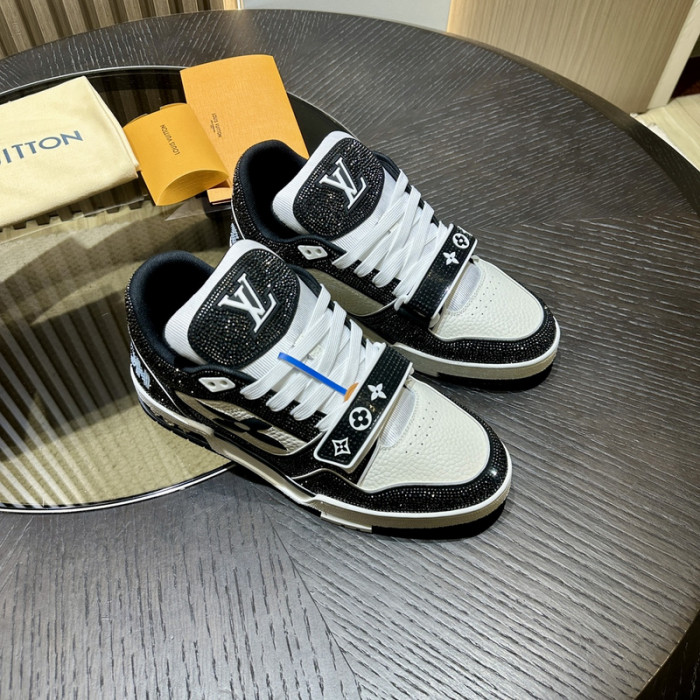 LOU1VTON SNEAKER (crystal)