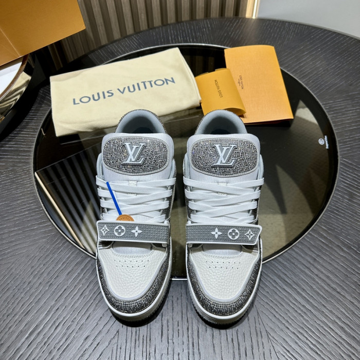 LOU1VTON SNEAKER (crystal)