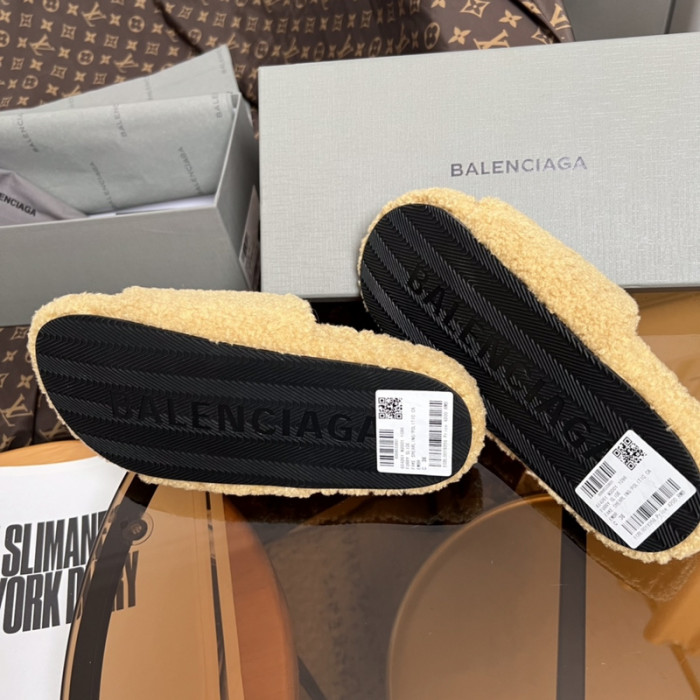 BLCG SANDALS