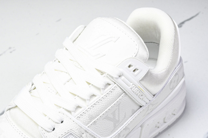 LOU1VTON SNEAKER