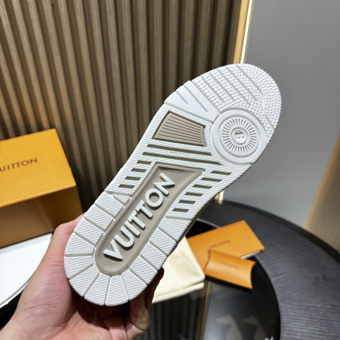 LOU1VTON SNEAKER