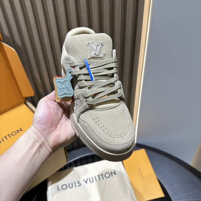 LOU1VTON SNEAKER