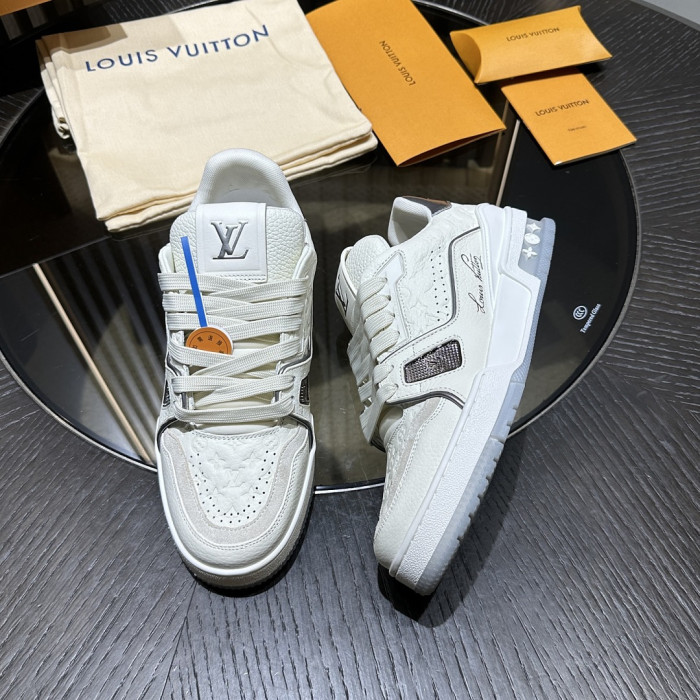 LOU1VTON SNEAKER