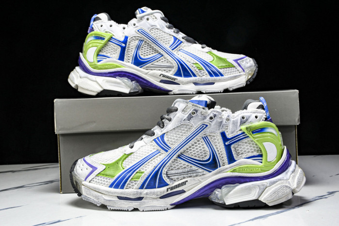 BLCG RUNNER SNEAKER