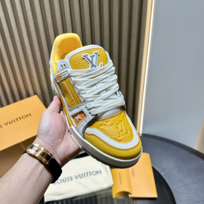 LOU1VTON SNEAKER