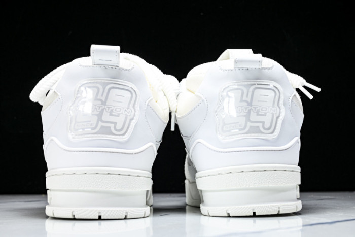 LOU1VTON SNEAKER