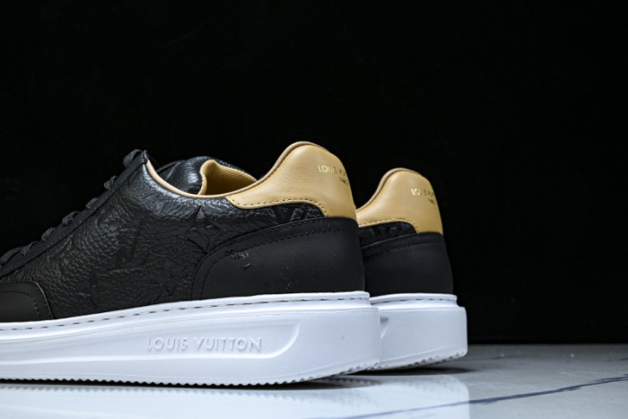 LOU1VTON SNEAKER