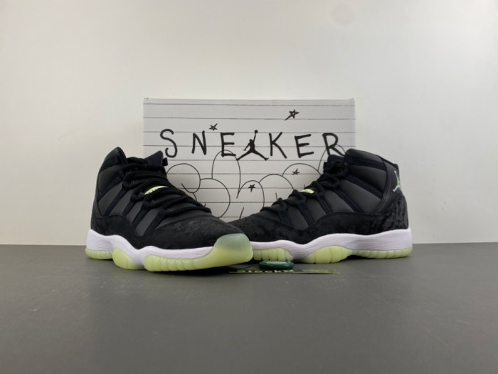 Air Jordan 11 Grand Finale AR0715-110