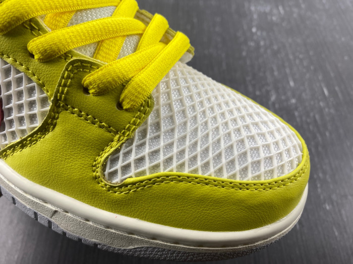 Nike SB Dunk Low Be True DX5933-900