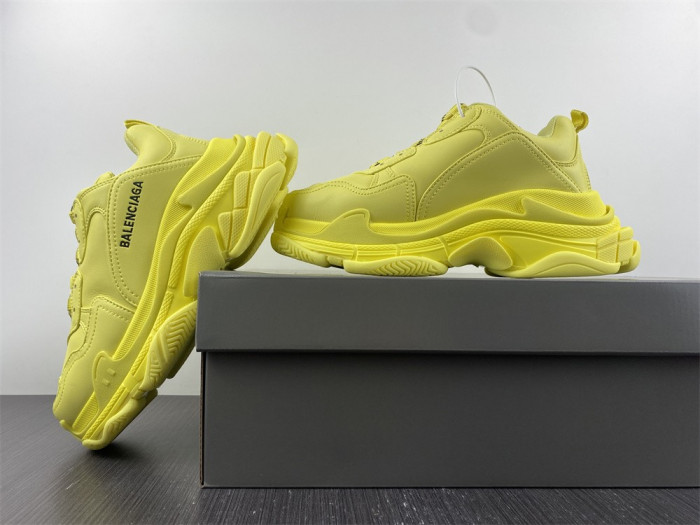 blc* triple s trainer