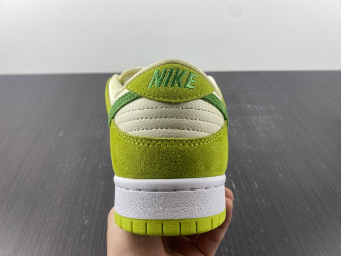nike sb dunk low green apple dm0807-300
