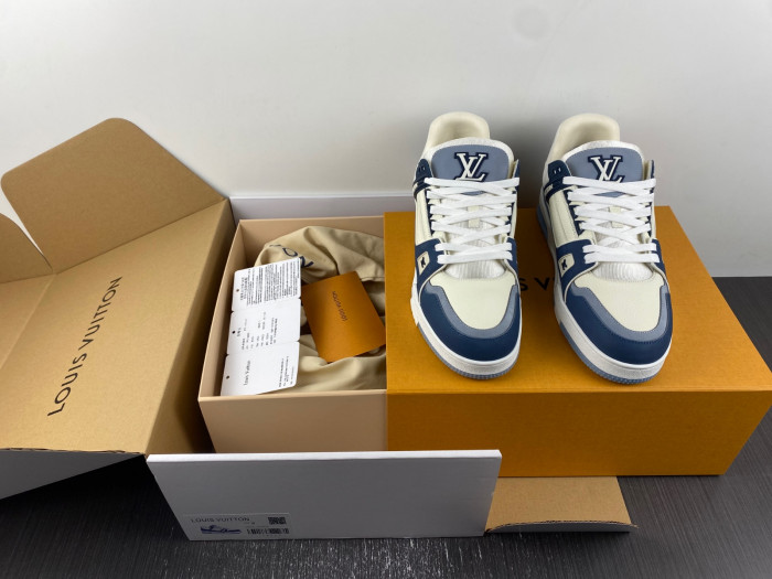 LOU1VTON trainer (EU47)