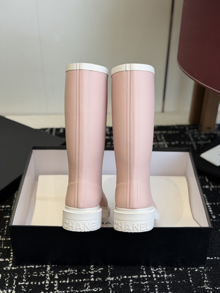 Ch**el boots