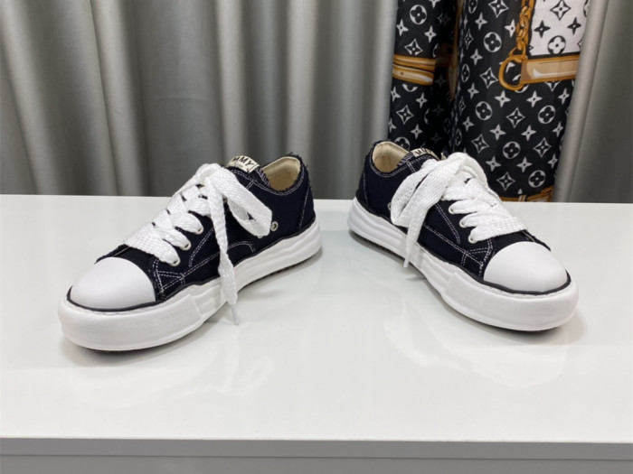 Ma*s*n mihara yasuhiro low-top sneakers mmy-030