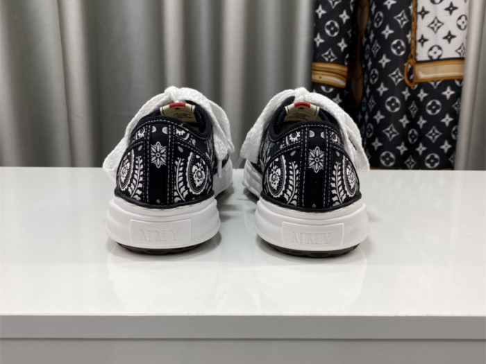 Ma*s*n mihara yasuhiro low-top sneakers mmy-031