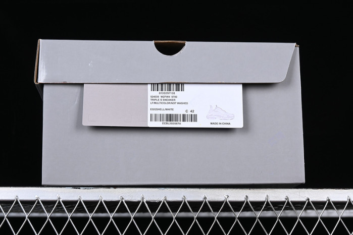 blc* triple s trainer