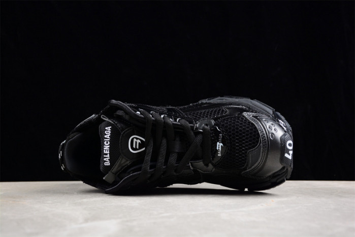 blcg runner sneaker (all black)