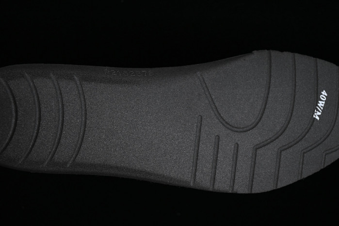 blc* triple s trainer