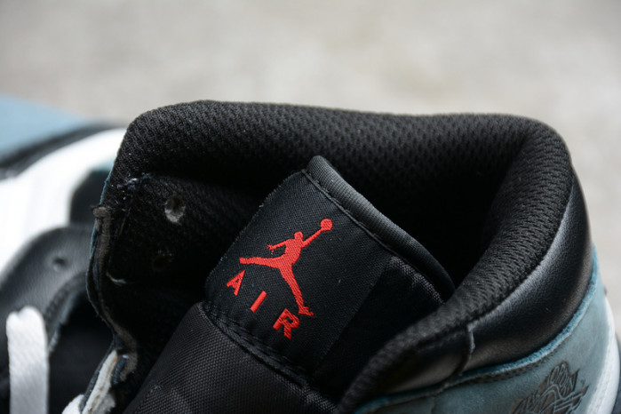 air jordan 1 mid "F**etasm - fearless" cu2802-100