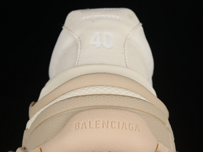 blc* triple s trainer