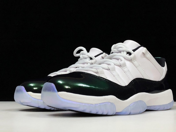 air jordan 11 retro low "emerald, easter" 528895-145