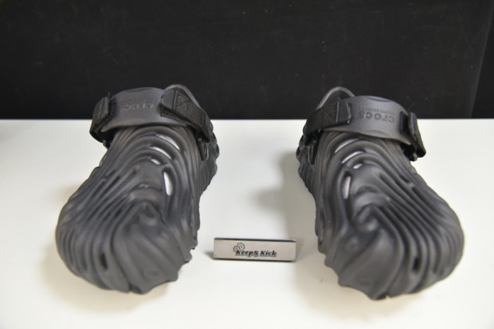 Cr*0*s pollex clog by salehe bembury urchin