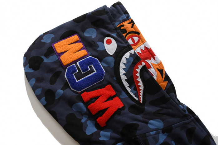 bape hoodie 2301026